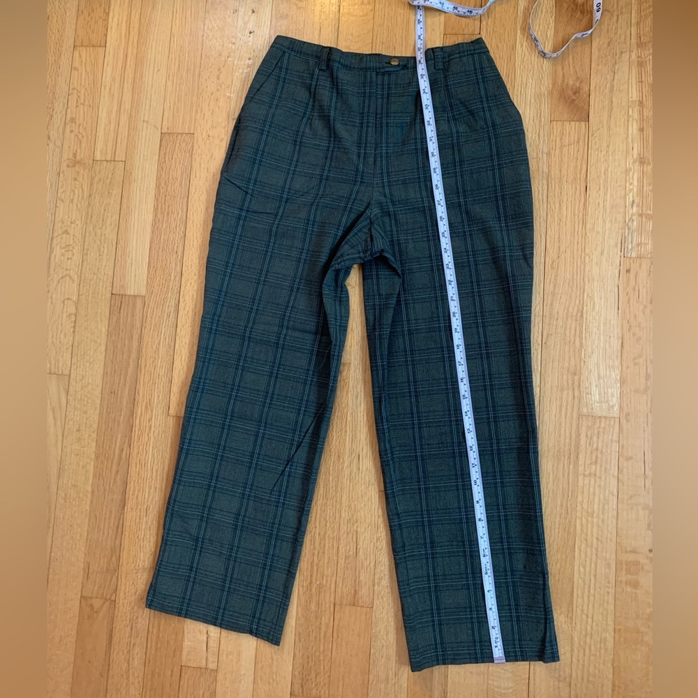 Size 10P Sag Harbor Green Plaid Trousers
